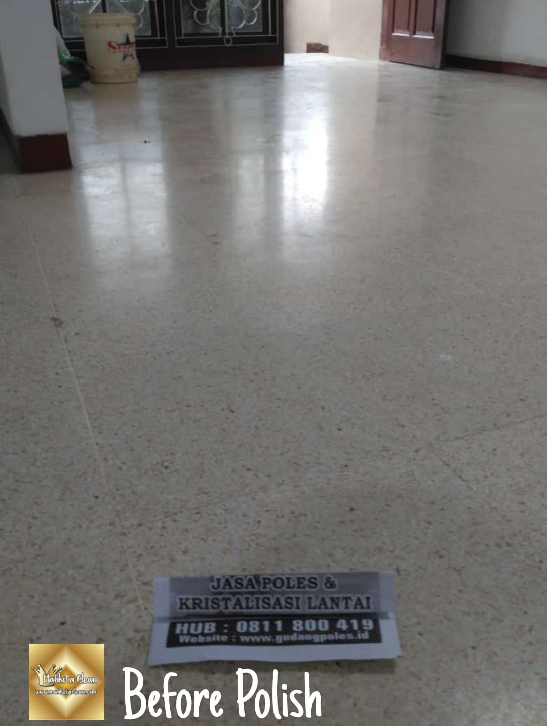 Kondisi lantai sebelum poles marmer Jakarta, tampak kusam dan bergores